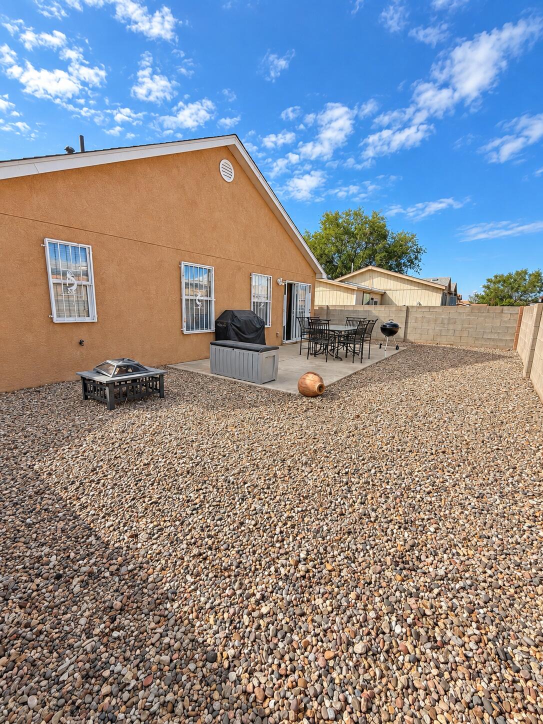 1844 Tierra De La Luna Drive SW