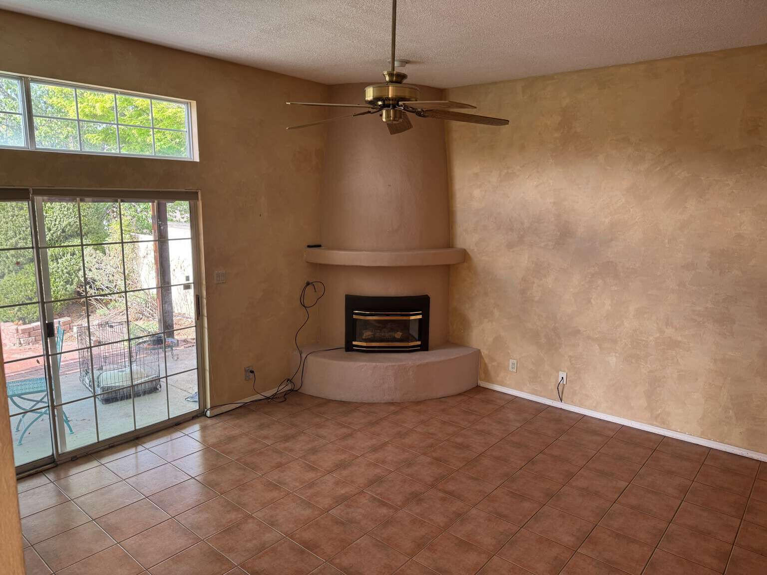 5733 Peppertree Place, Albuquerque, New Mexico image 6