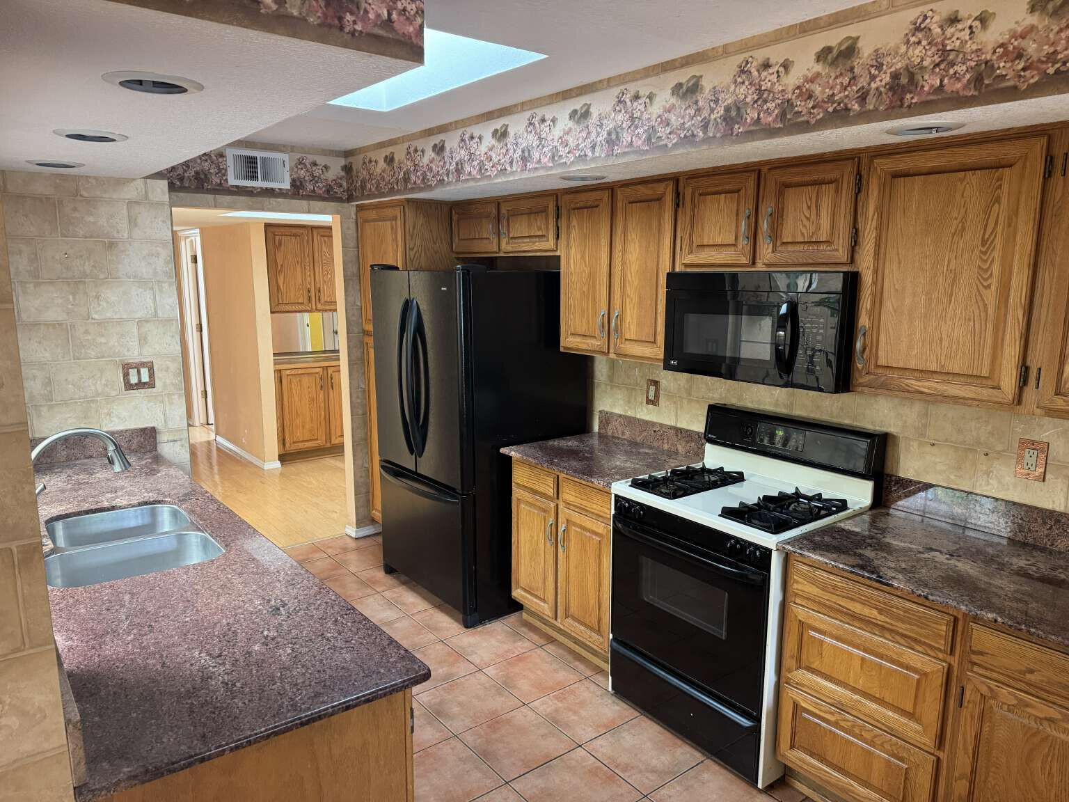 5733 Peppertree Place, Albuquerque, New Mexico image 11