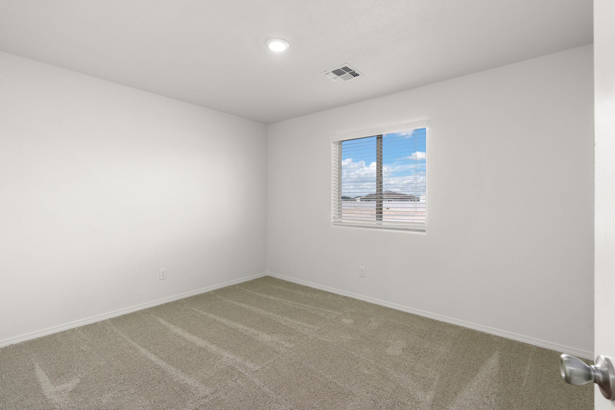 2514 Desi Loop, Belen, New Mexico image 24