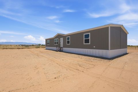 Mobile Home For Sale - 34 Hinson Road<br/> Belen, NM 87002