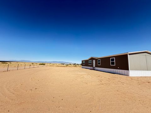 Mobile Home For Sale - 34 Hinson Road<br/> Belen, NM 87002