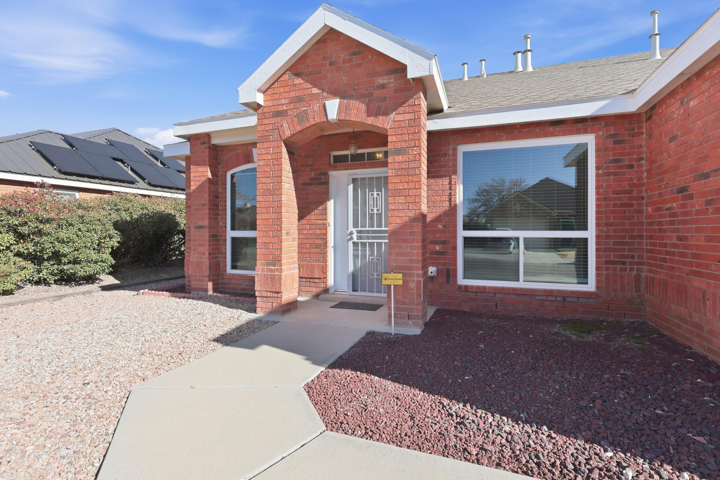 1616 Cerro Crestado Drive NW