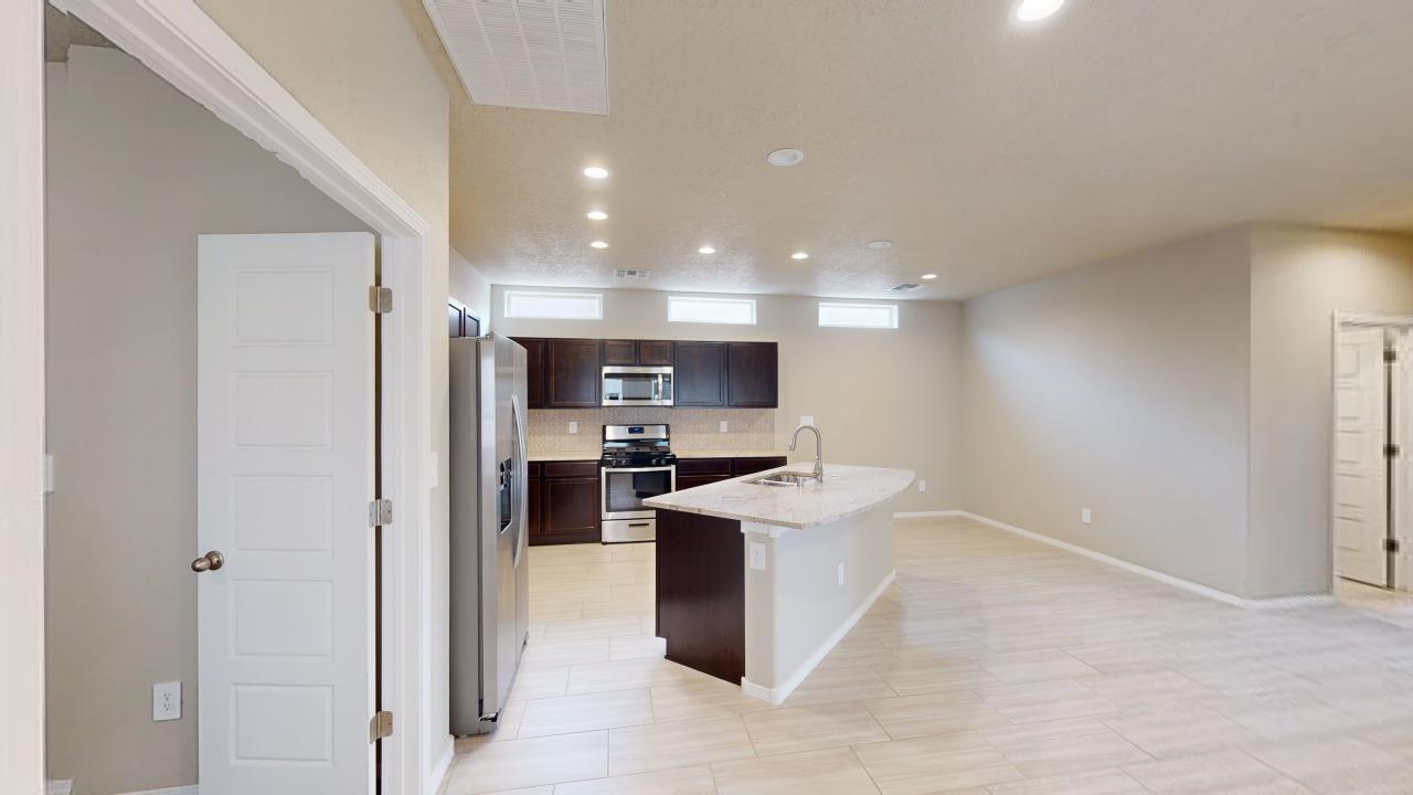 1659 Tierra Verde Loop, Los Lunas, New Mexico image 12