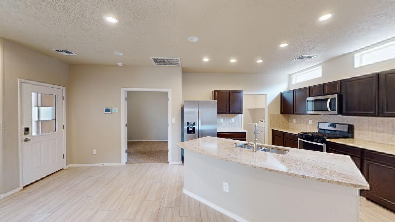 1659 Tierra Verde Loop, Los Lunas, New Mexico image 9