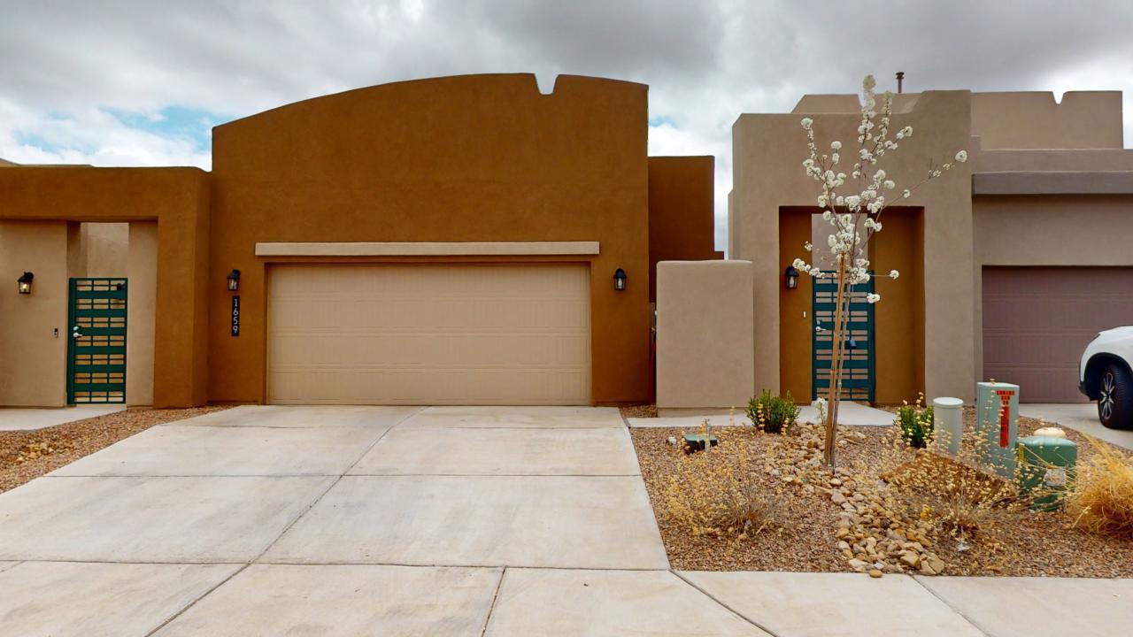 1659 Tierra Verde Loop, Los Lunas, New Mexico image 1