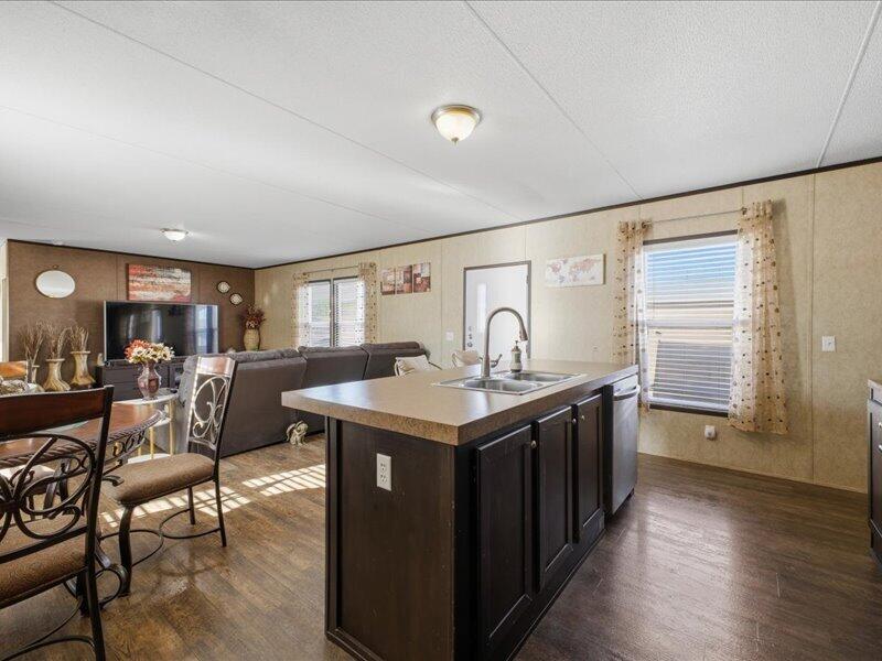 7401 San Pedro Drive NE TRLR 166