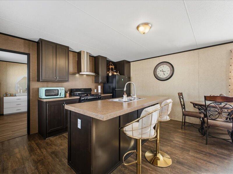 7401 San Pedro Drive NE TRLR 166