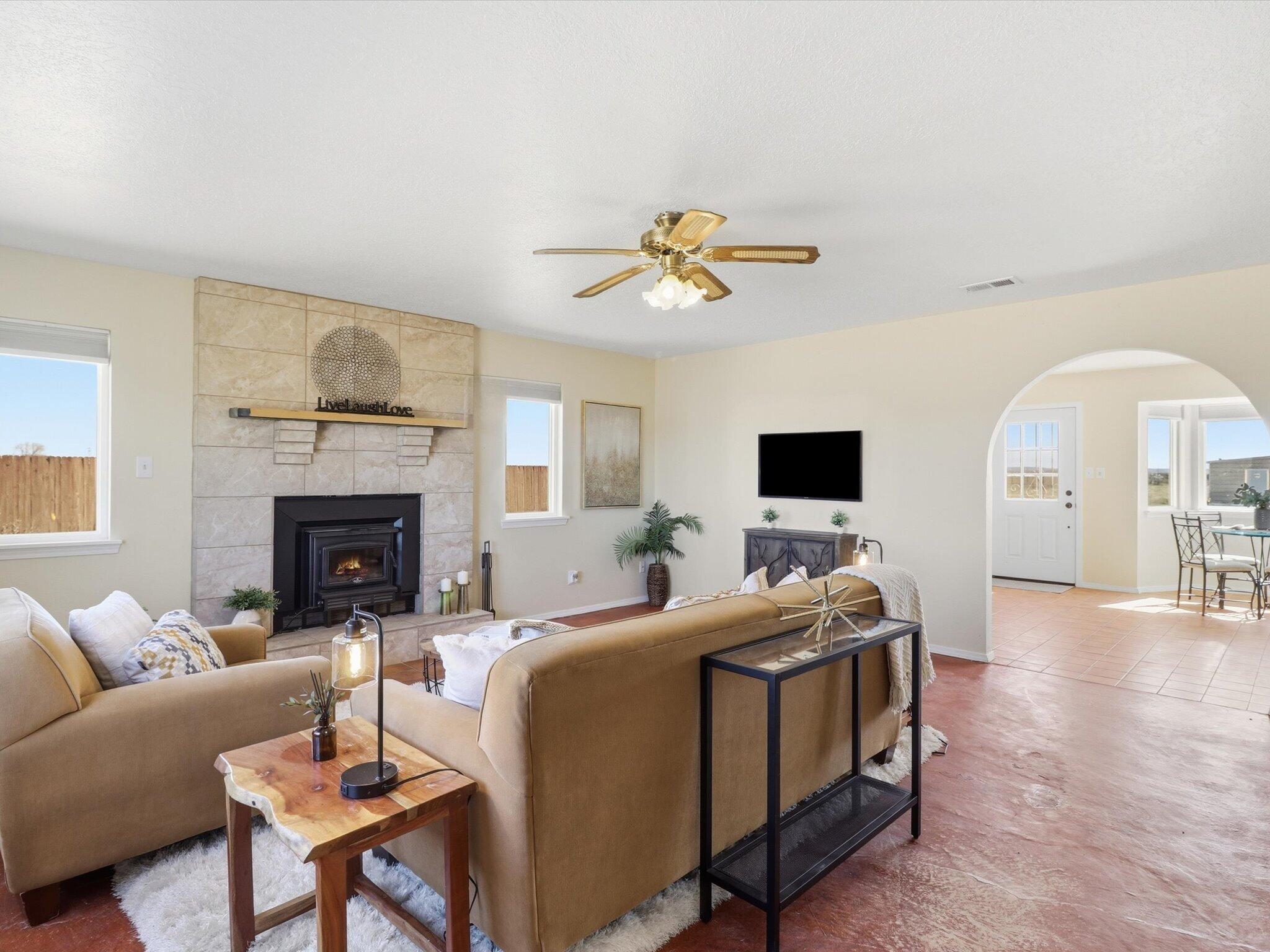 925 Salt Missions Trail