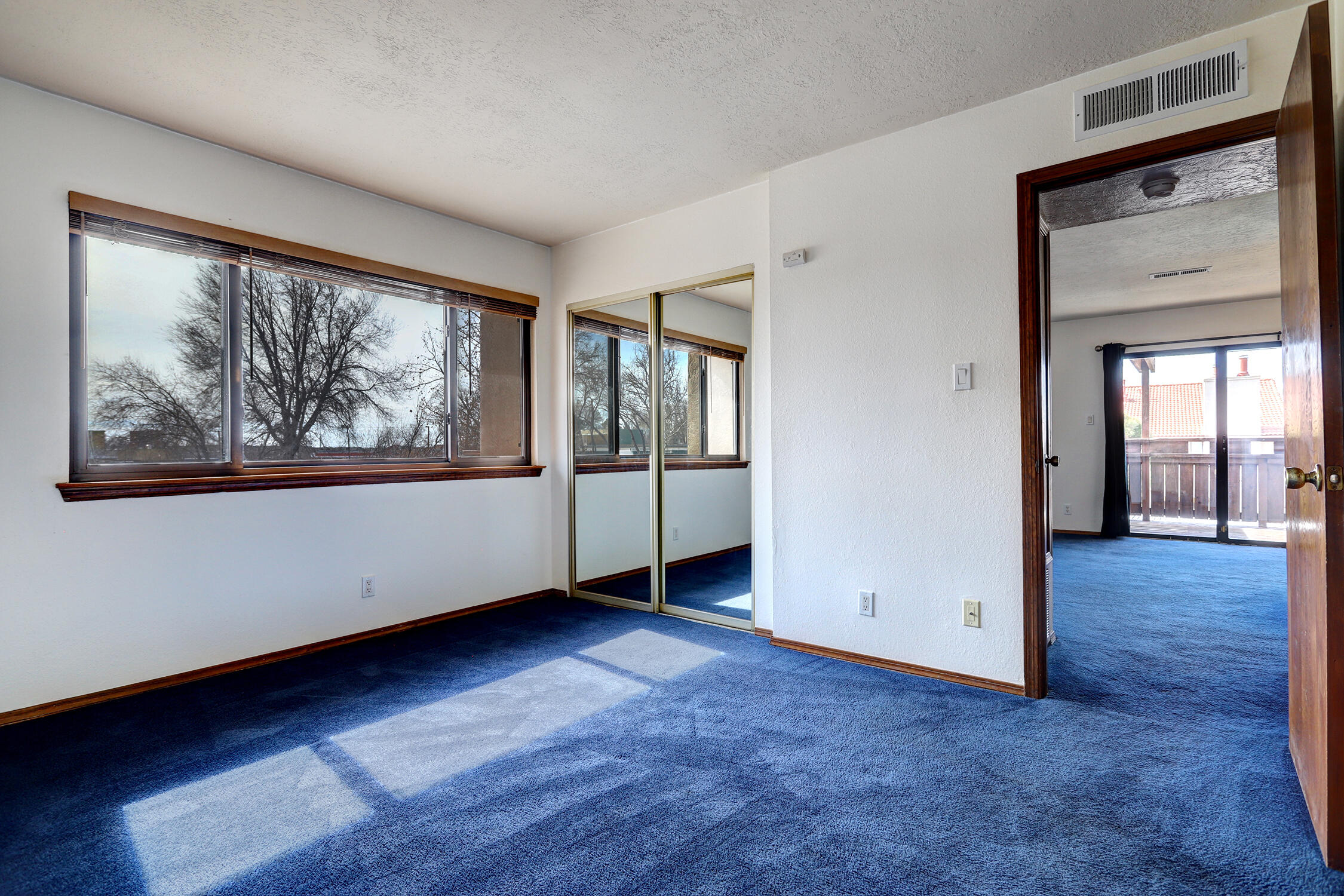 5945 McKinney Drive NE