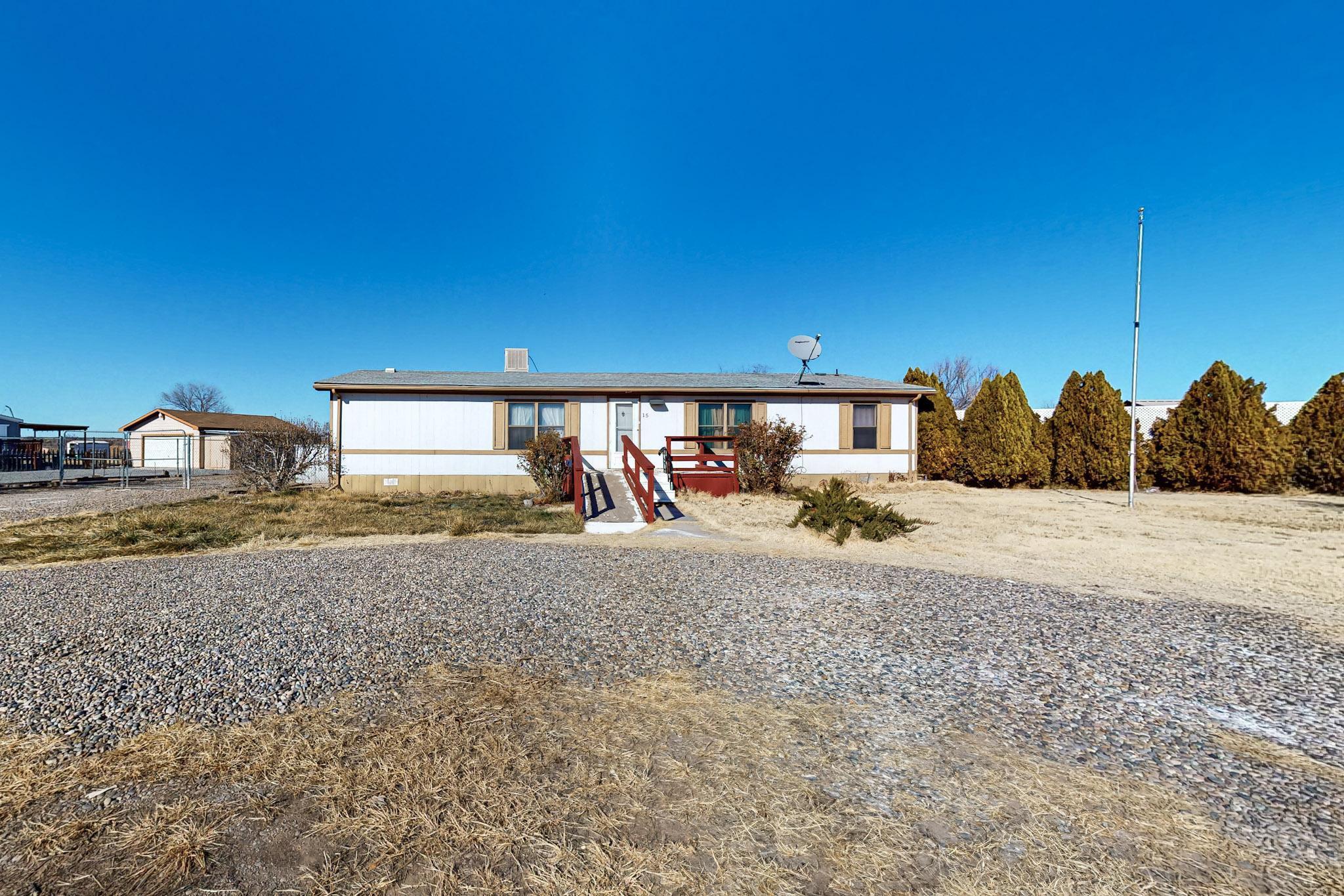 15 Jardin Road, Los Lunas, New Mexico image 2