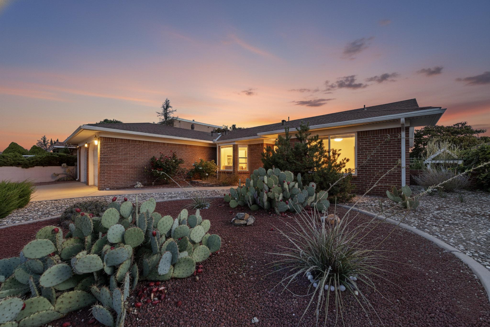 8116 Fairmont Drive NW