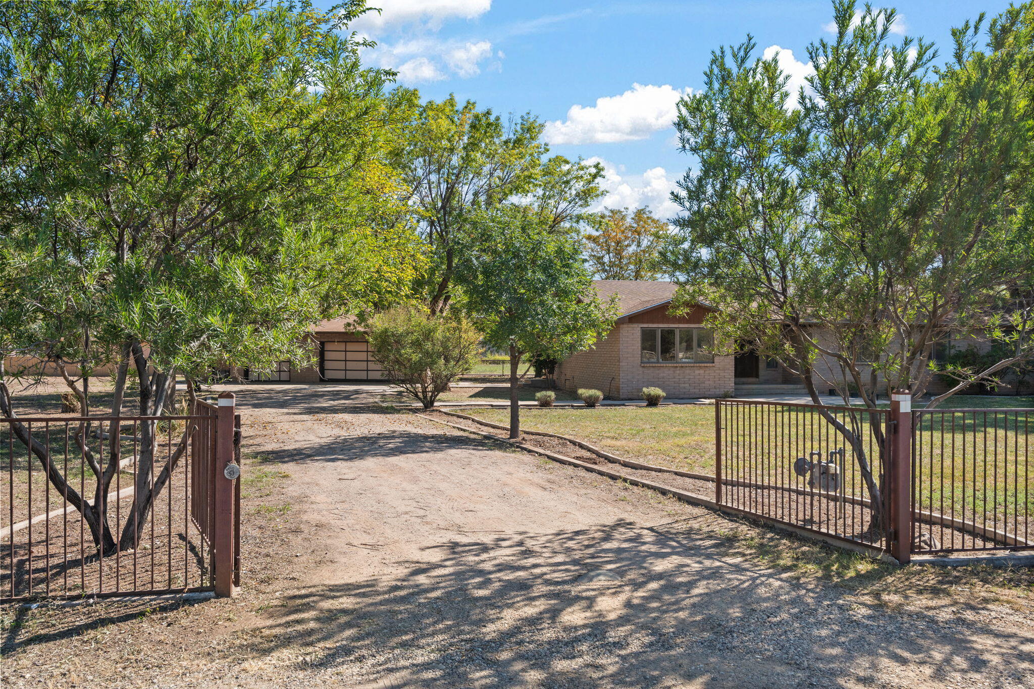11 Riverside Road, Peralta, New Mexico image 1