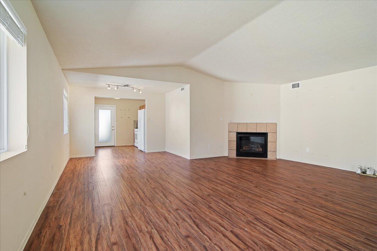 11223 Miravista Place SE