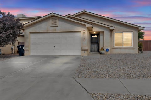 Homes For Sale - 10600 Capricorn Place<br/> Albuquerque, NM 87114