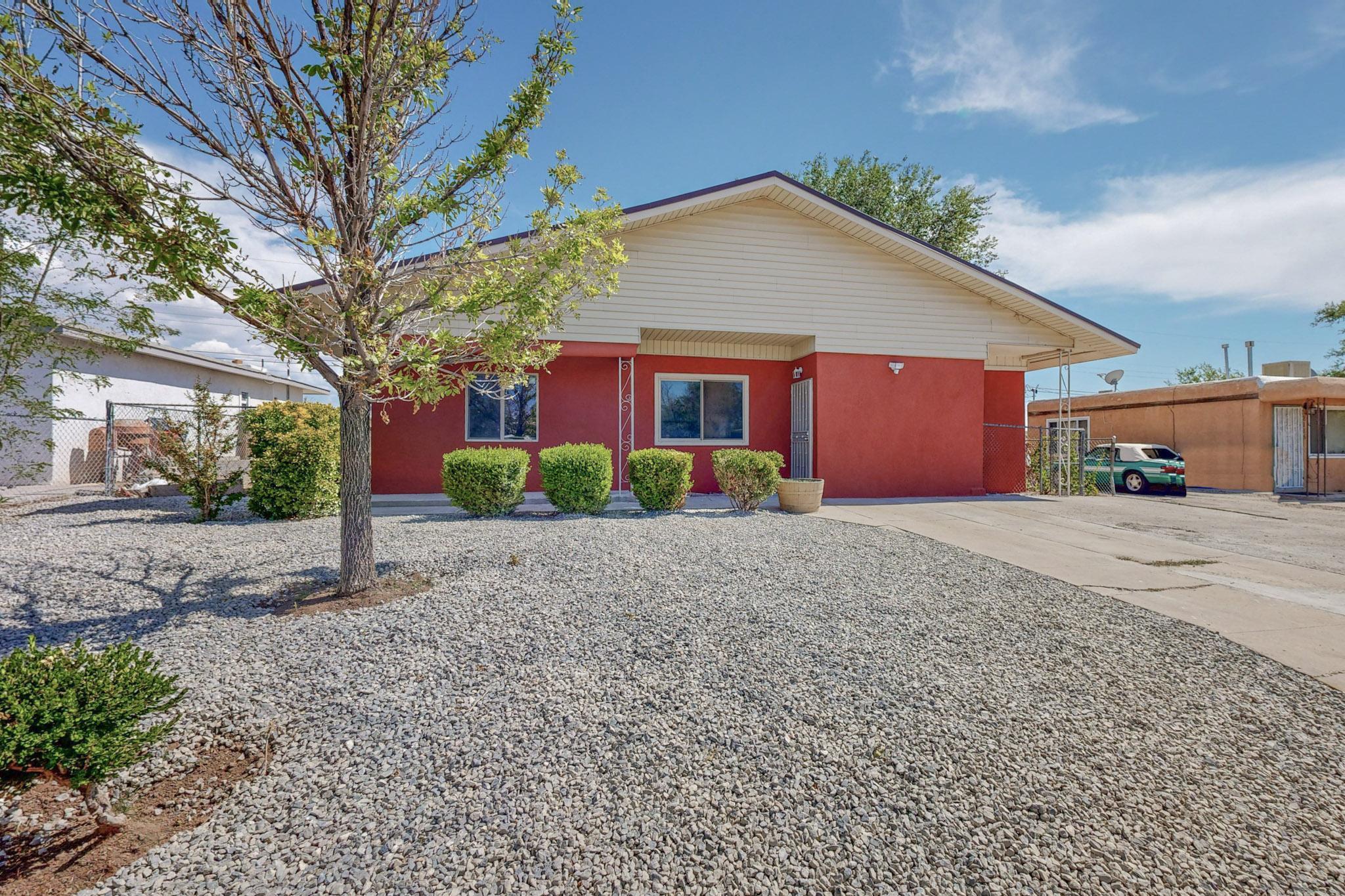 View Albuquerque, NM 87108 house