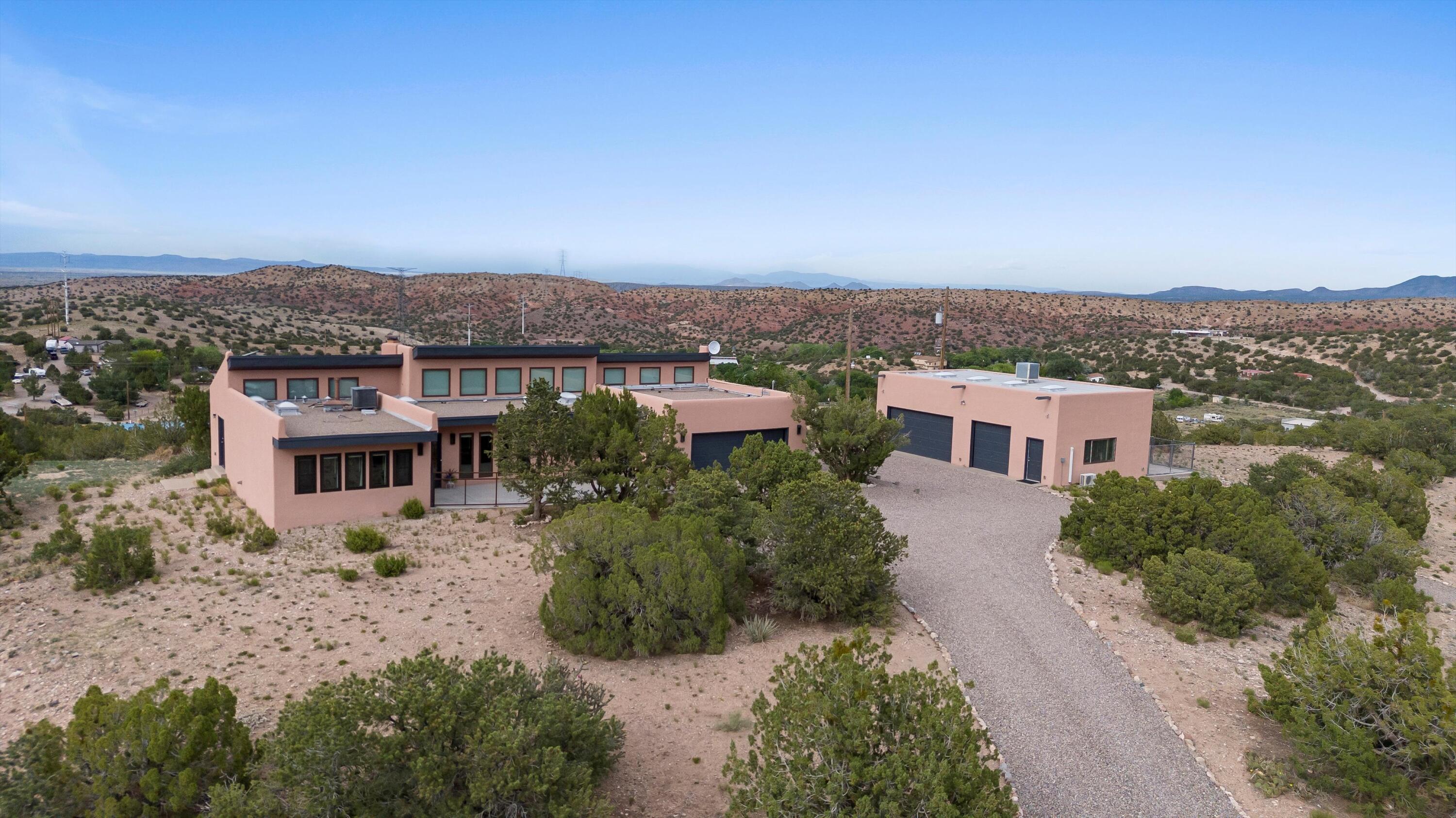 11 Mountain View Road