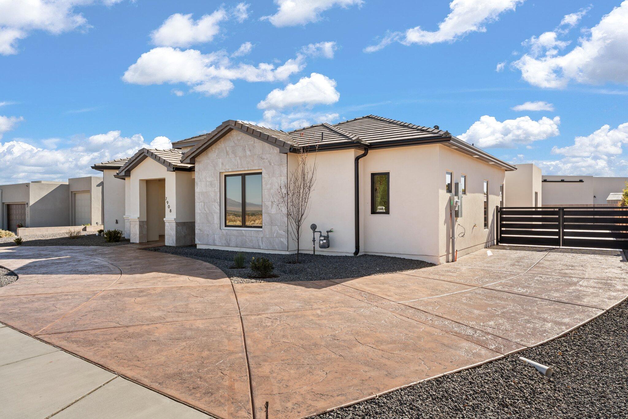 7908 Mauna Loa Drive, Albuquerque, New Mexico image 3