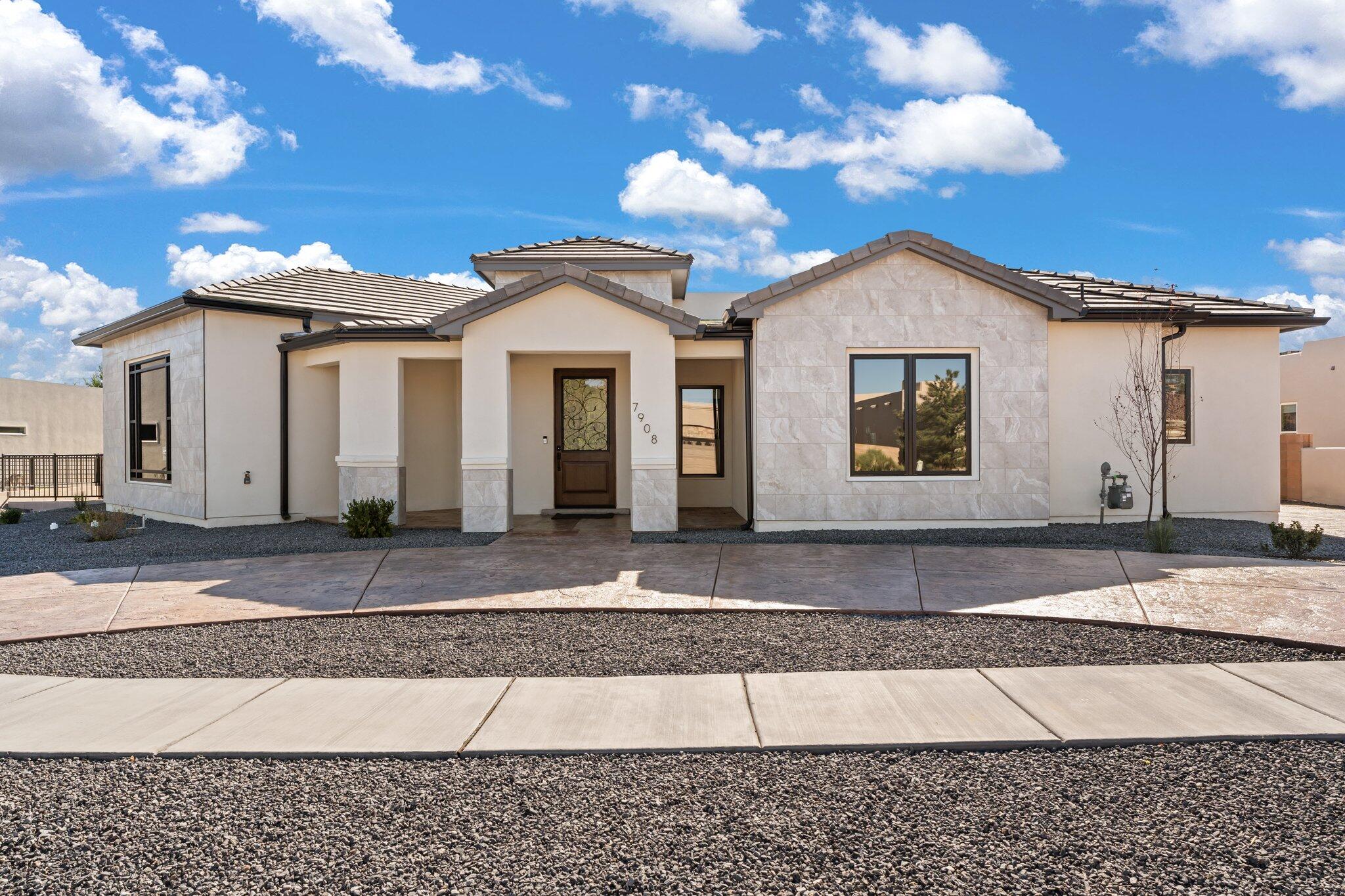 7908 Mauna Loa Drive, Albuquerque, New Mexico image 2