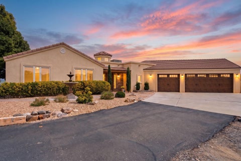 Homes For Sale - 6900 Vatapa Road<br/> Rio Rancho, NM 87144