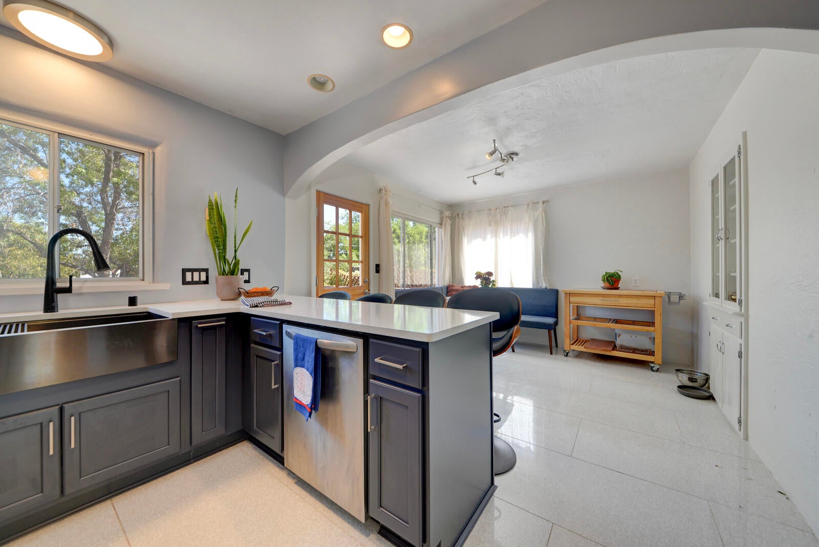 432 Montclaire Drive SE