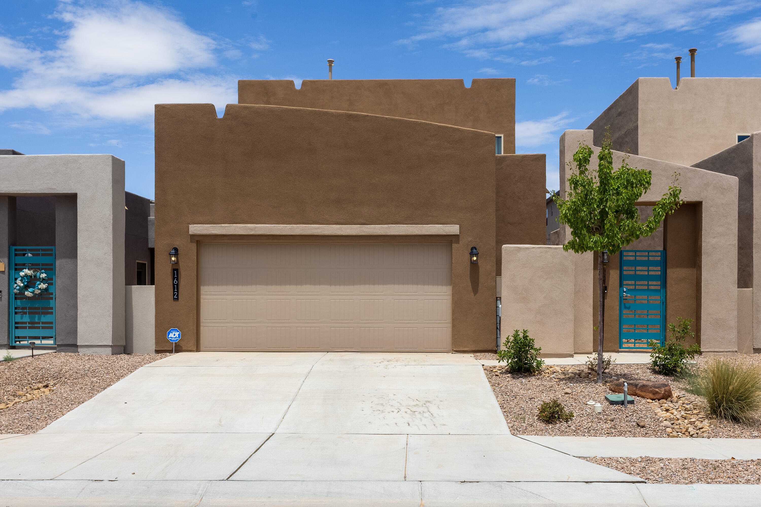 1612 Tierra Verde Loop, Los Lunas, New Mexico image 1