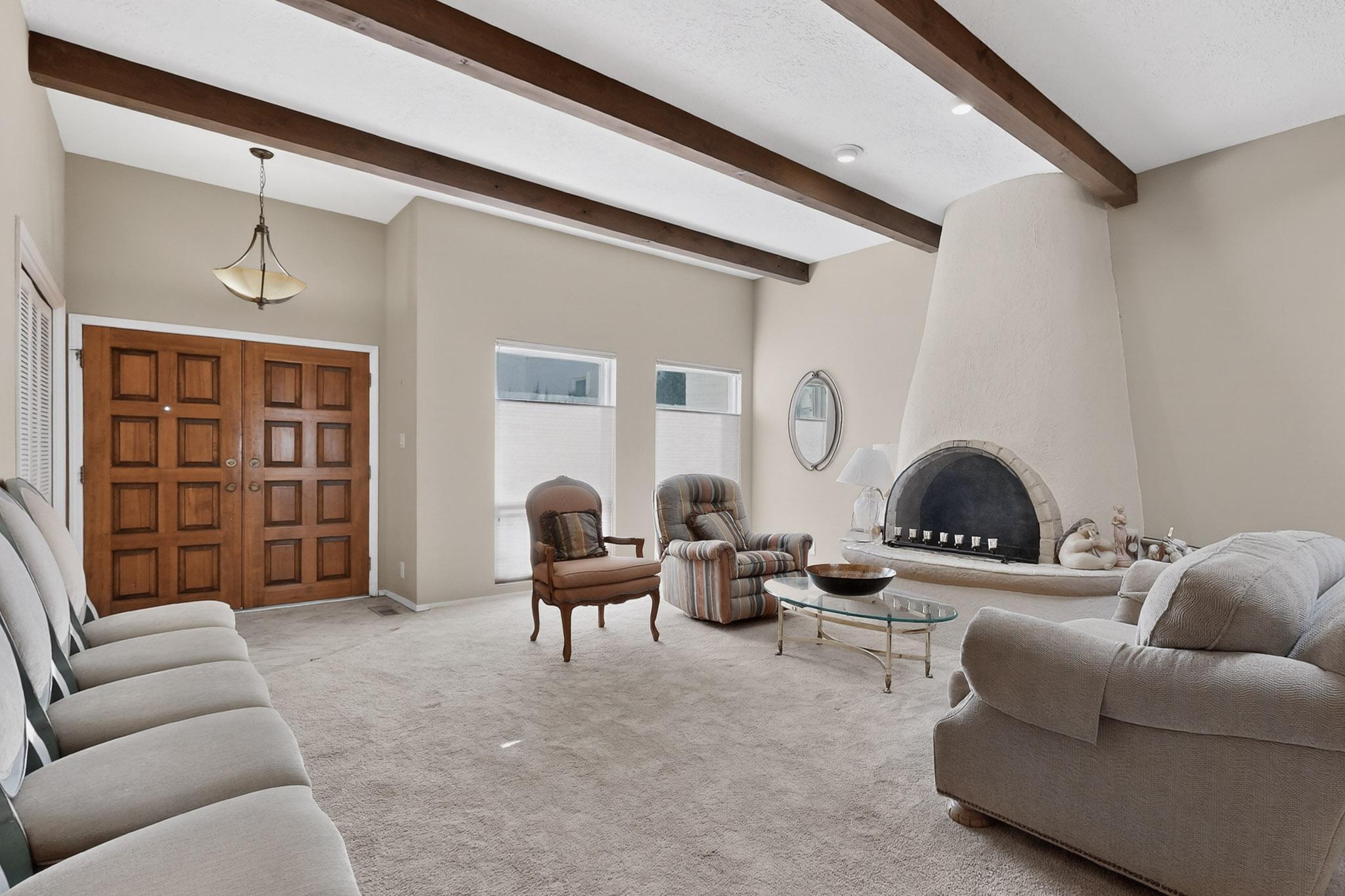 1415 Wagon Train Drive SE