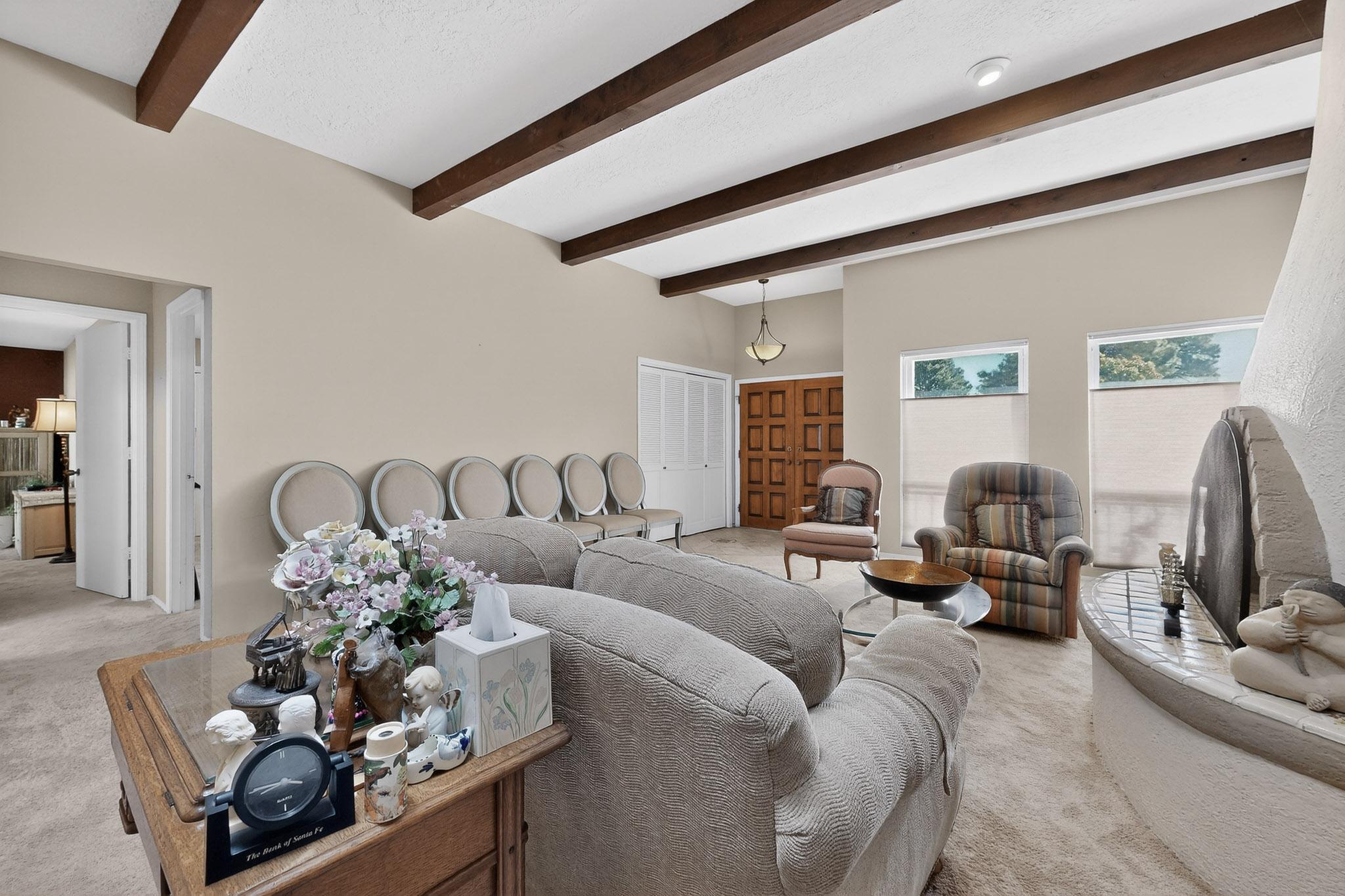 1415 Wagon Train Drive SE