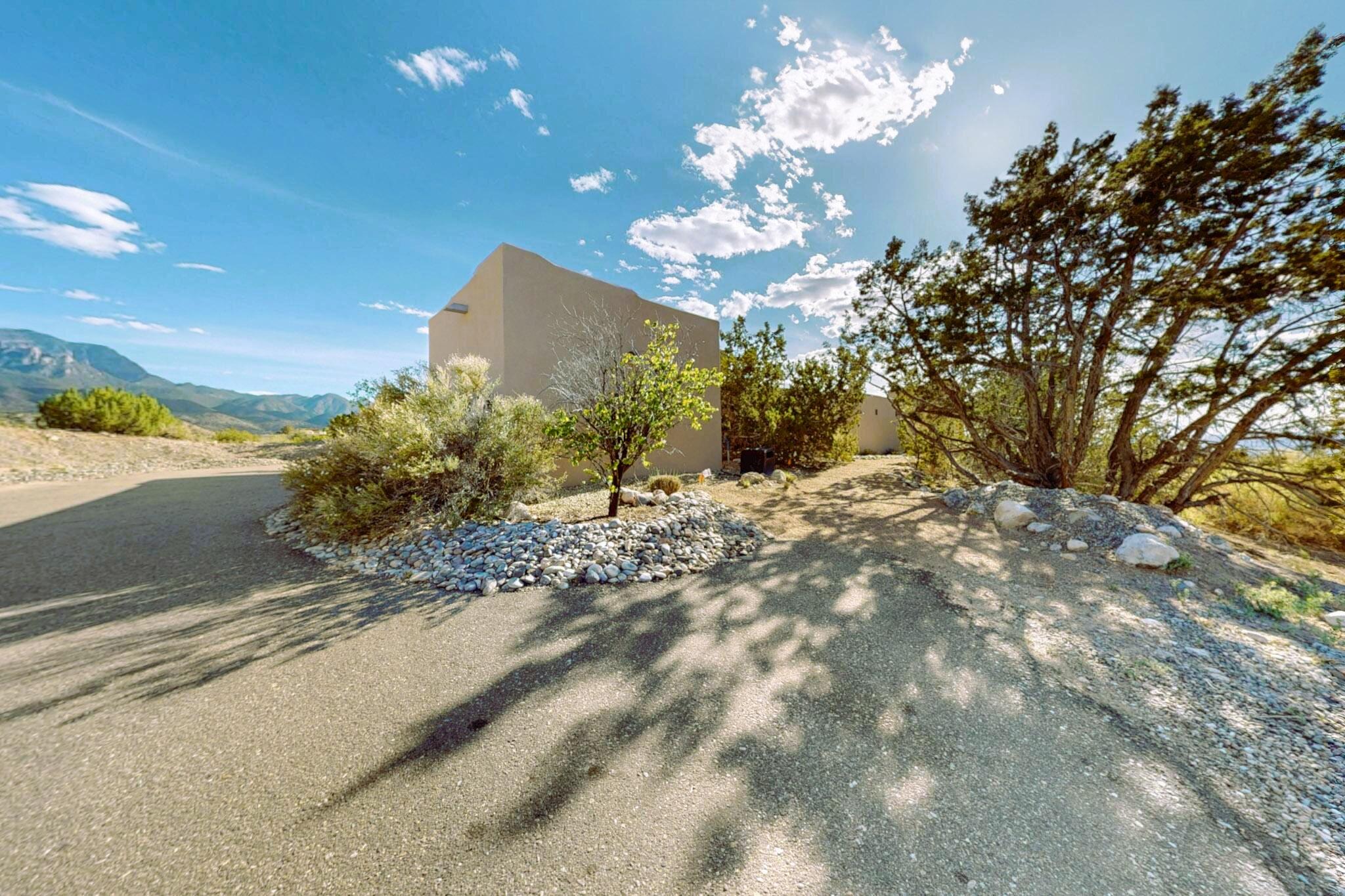 14 Spruce Lane, Placitas, New Mexico image 6