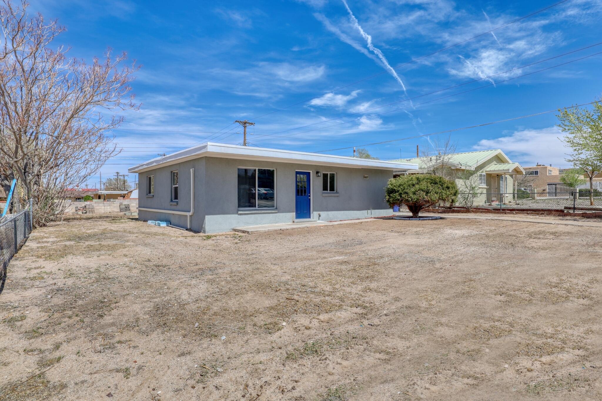1525 Spence Avenue, Albuquerque, New Mexico image 3