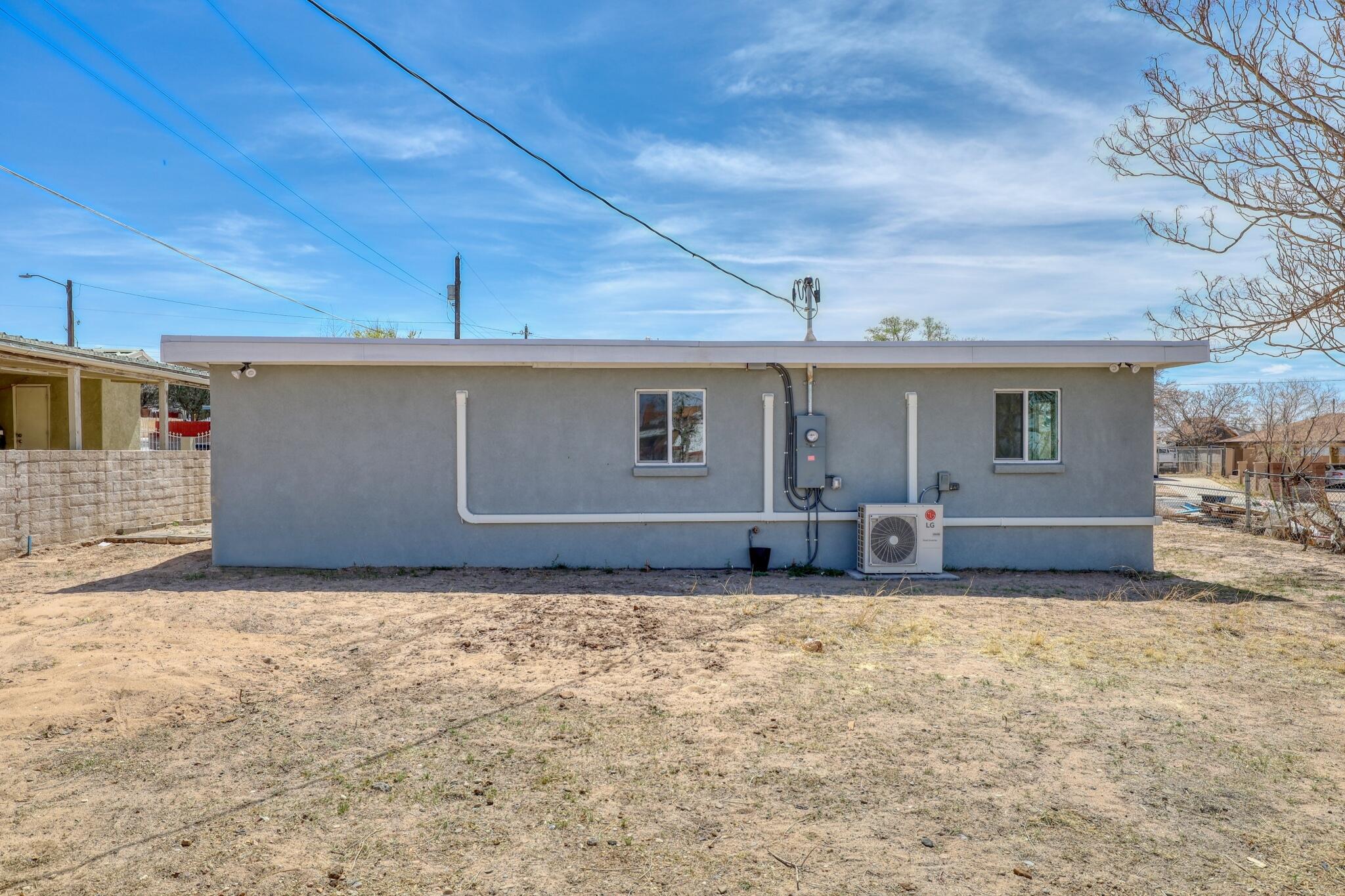 1525 Spence Avenue, Albuquerque, New Mexico image 24