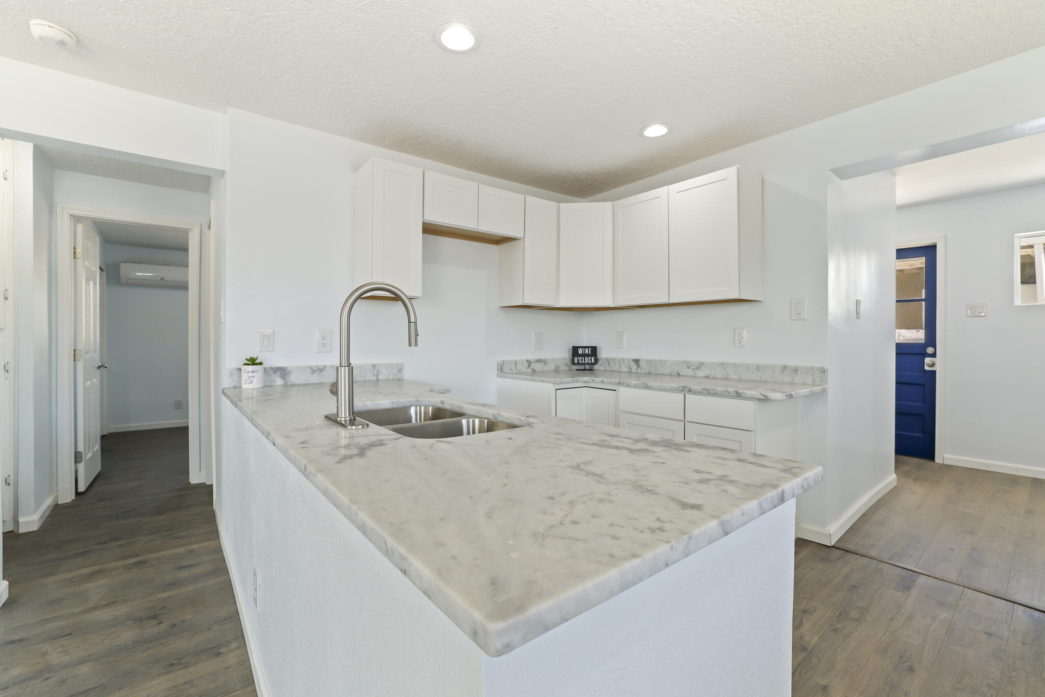 1525 Spence Avenue, Albuquerque, New Mexico image 8