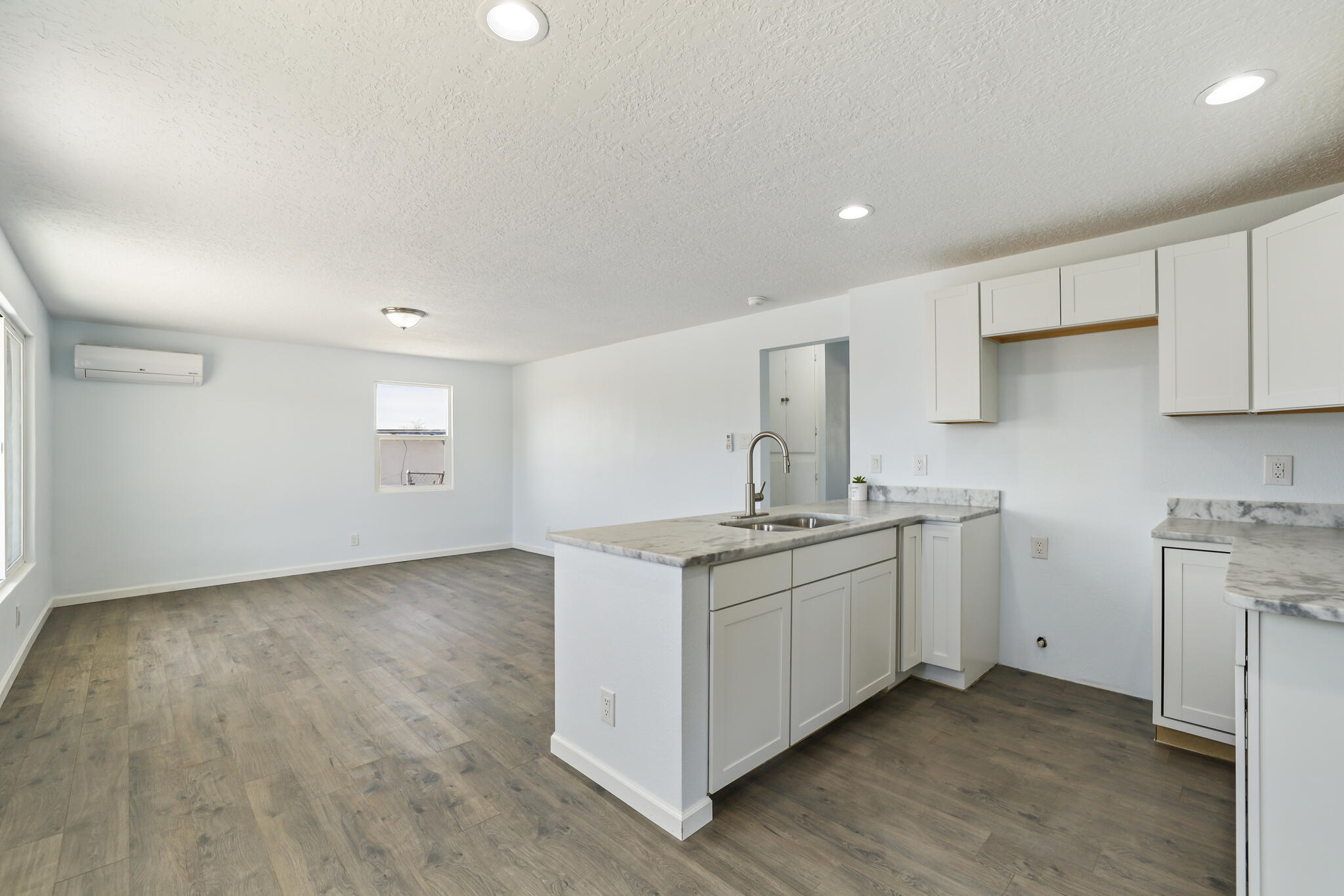 1525 Spence Avenue, Albuquerque, New Mexico image 7