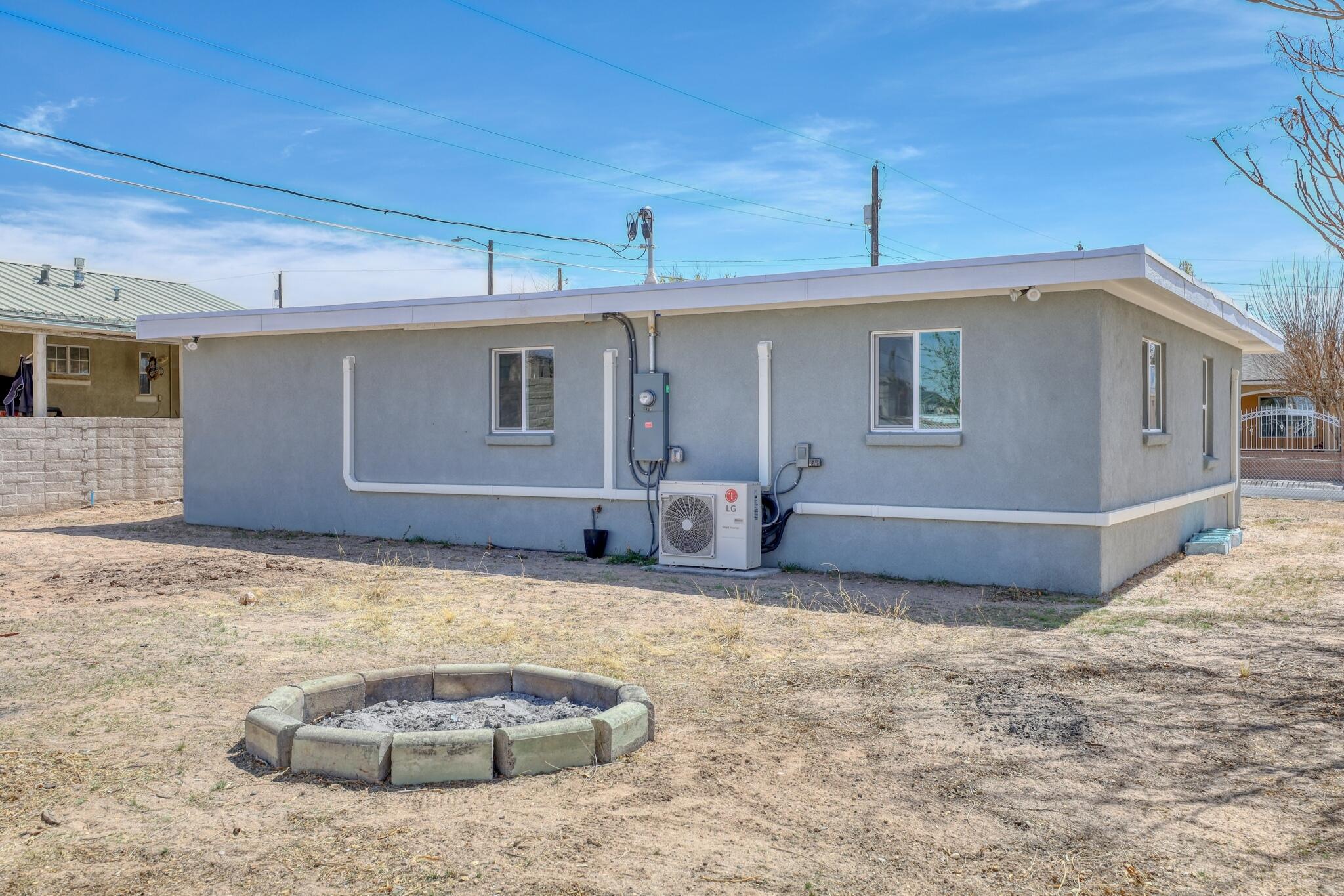 1525 Spence Avenue, Albuquerque, New Mexico image 28