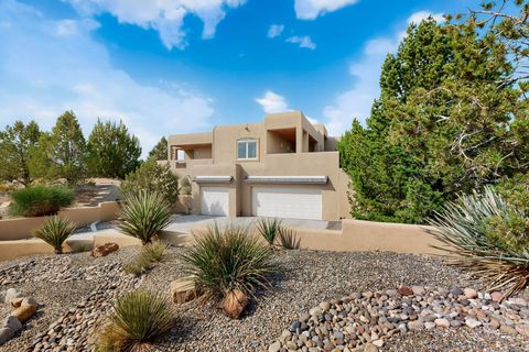 Photo of 5 BASKETWEAVER Court, Placitas, NM 87043 (MLS # 1090149)