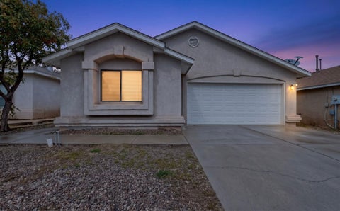 Photo of 10309 Johncock Avenue SW, Albuquerque, NM 87121 (MLS # 1112154)