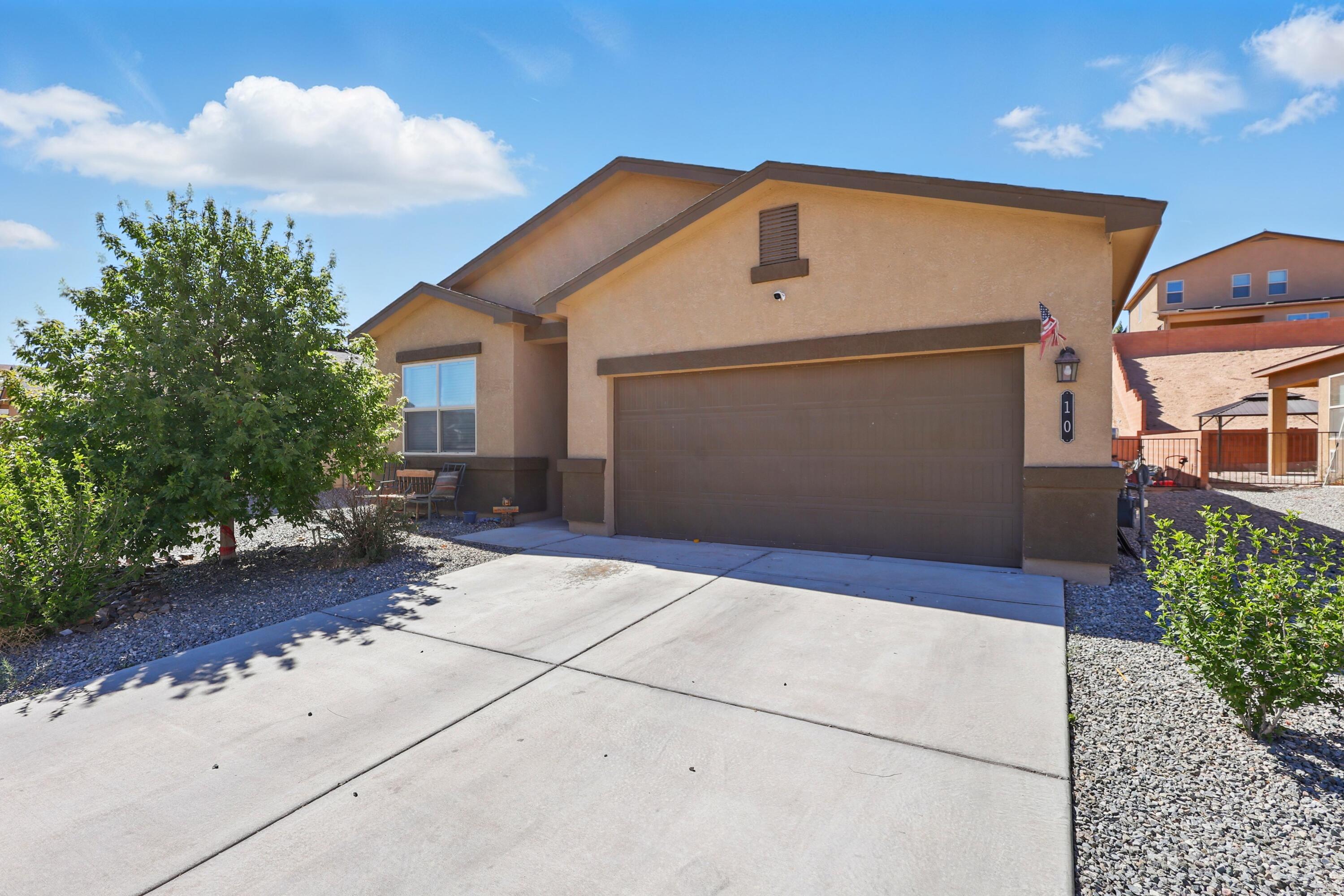 10 Hermanos Loop, Los Lunas, New Mexico image 1