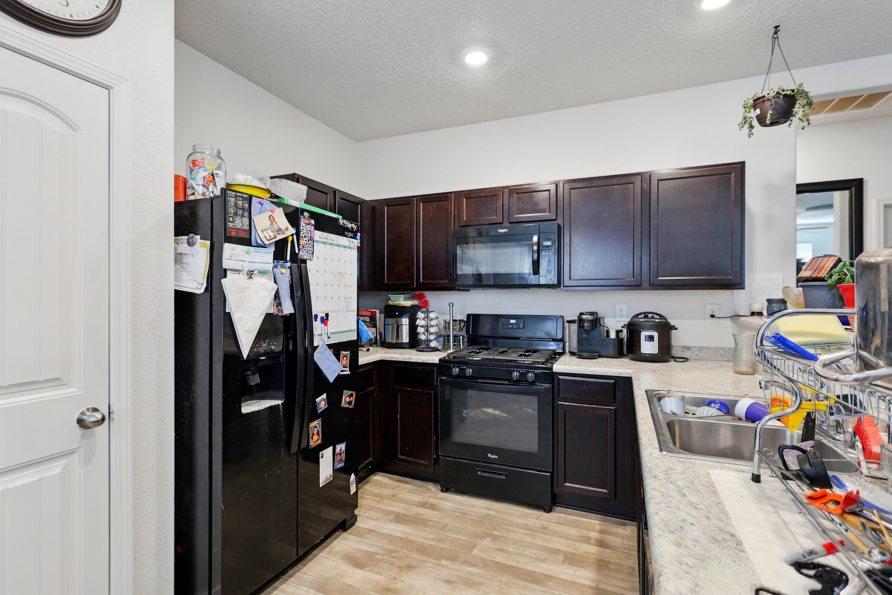 10 Hermanos Loop, Los Lunas, New Mexico image 6
