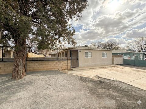 8316 Trumbull Avenue SE Albuquerque NM 87108