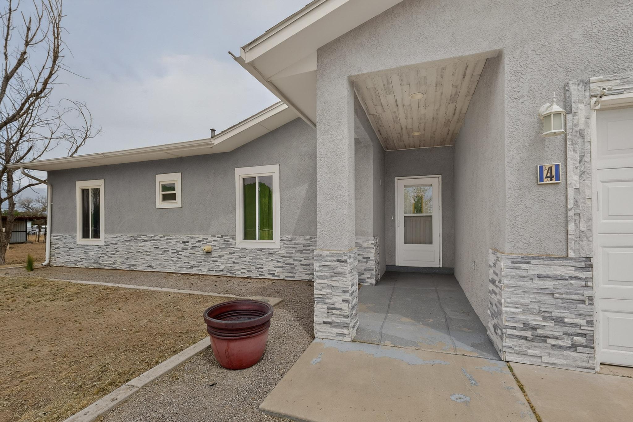 4 Calle Cielo Azul Road