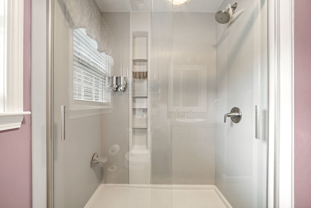 103 Sarno Ln, Tewksbury, MA Photo #17
