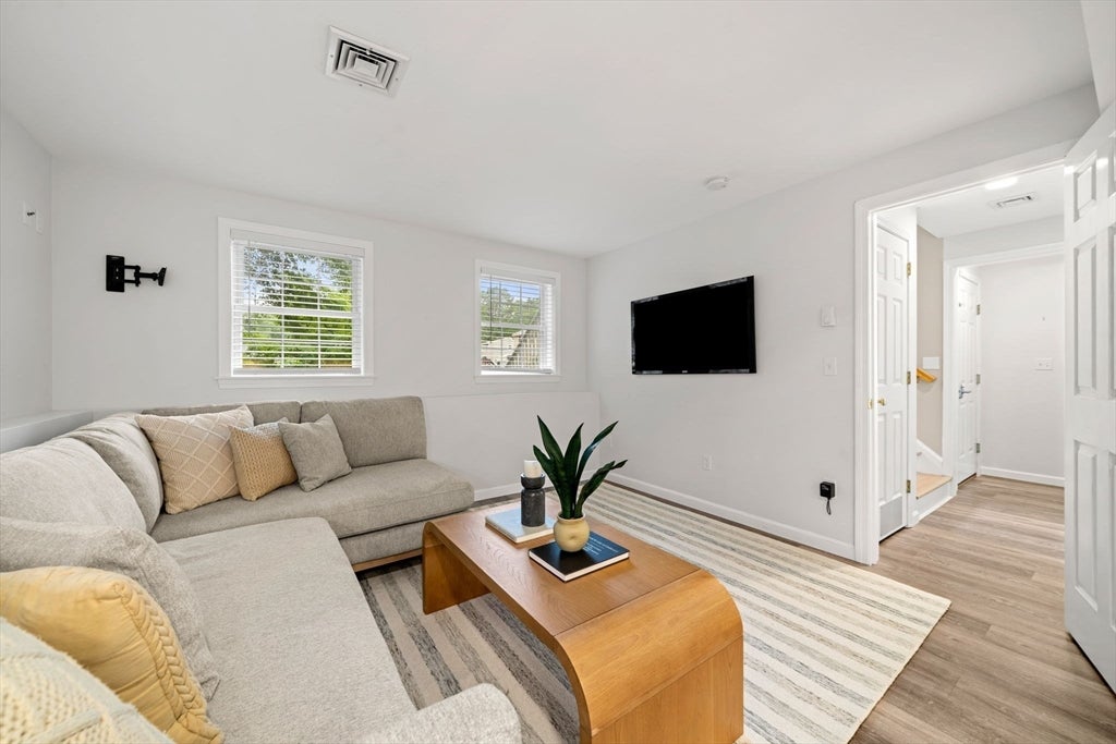 103 Sarno Ln, Tewksbury, MA Photo #22