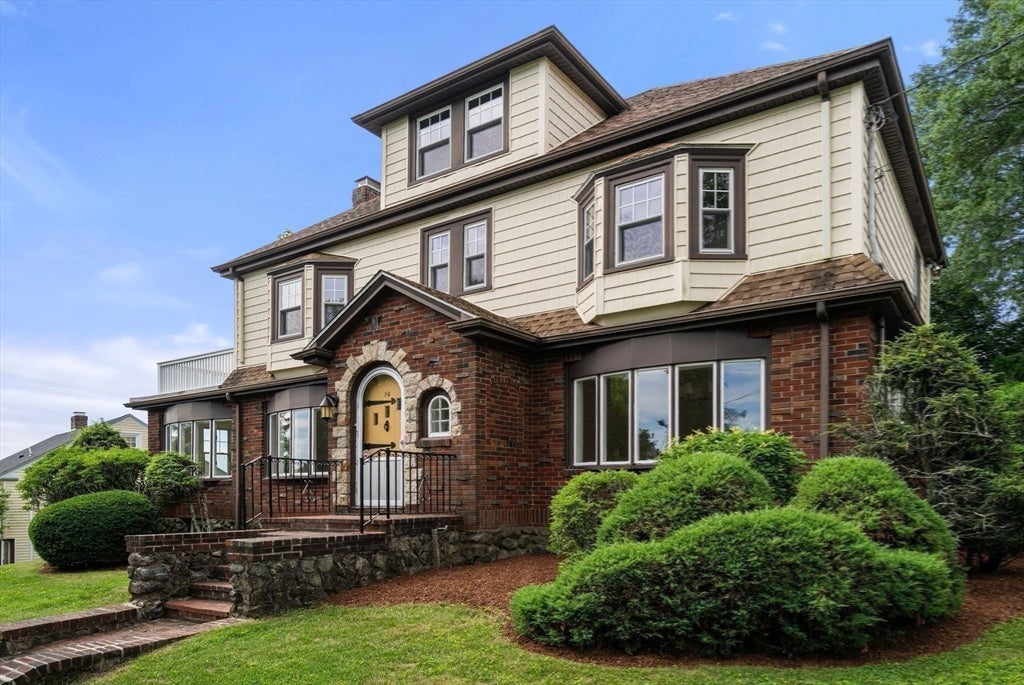 Photo of 16 Douglas Road, Belmont, MA