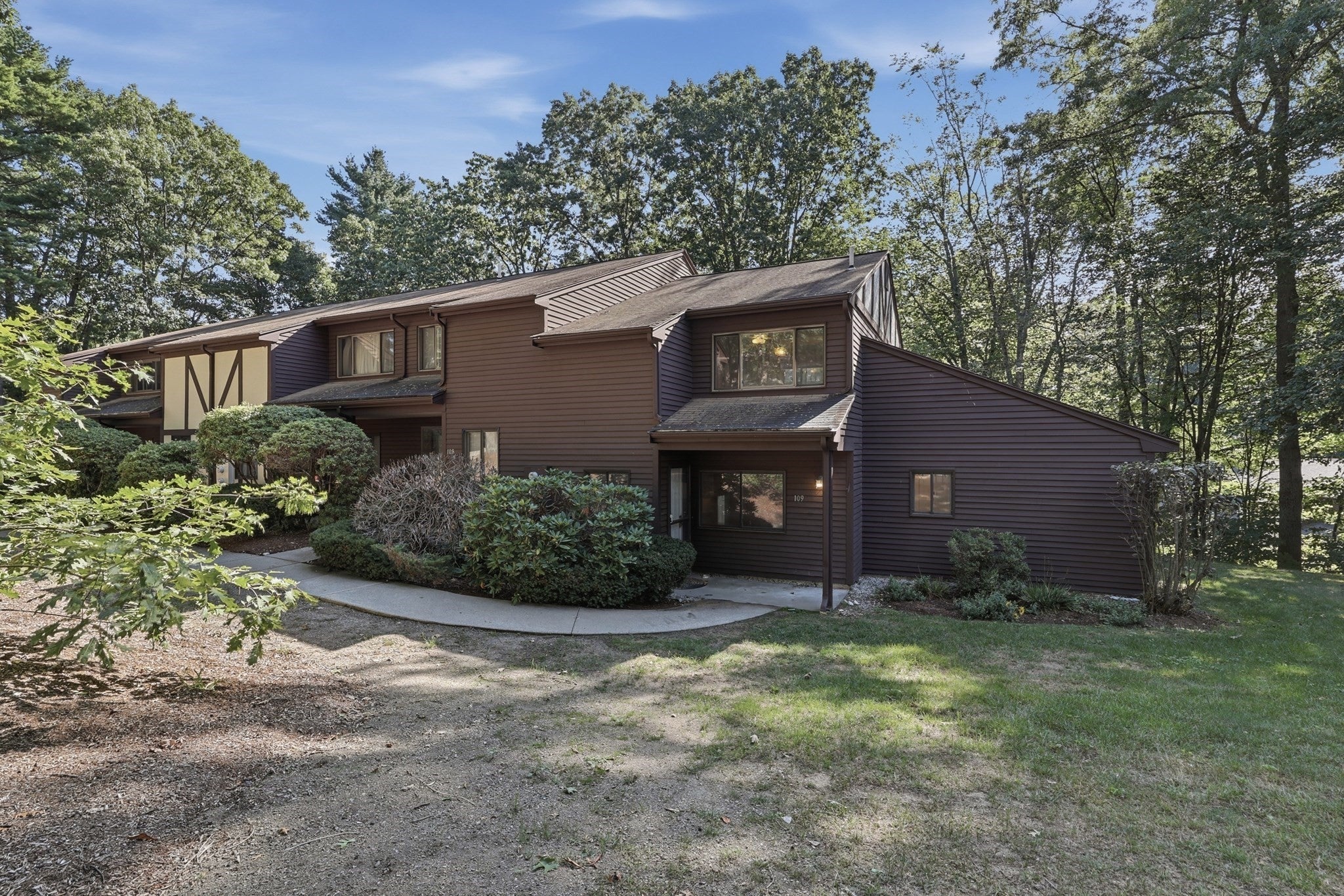 Photo of 109 Highwood Drive, Franklin, MA
