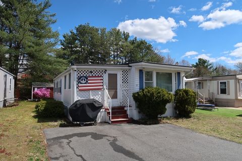 Photo of 2900 Cranberry Hwy #31, Wareham, MA 02538 (MLS # 73511465)