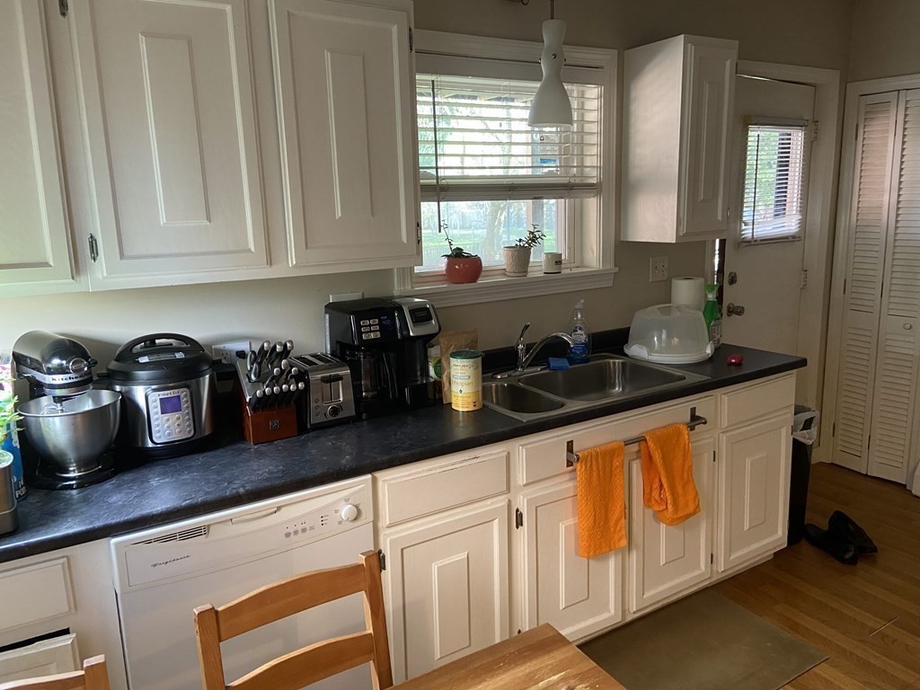 10 Rena Street 1