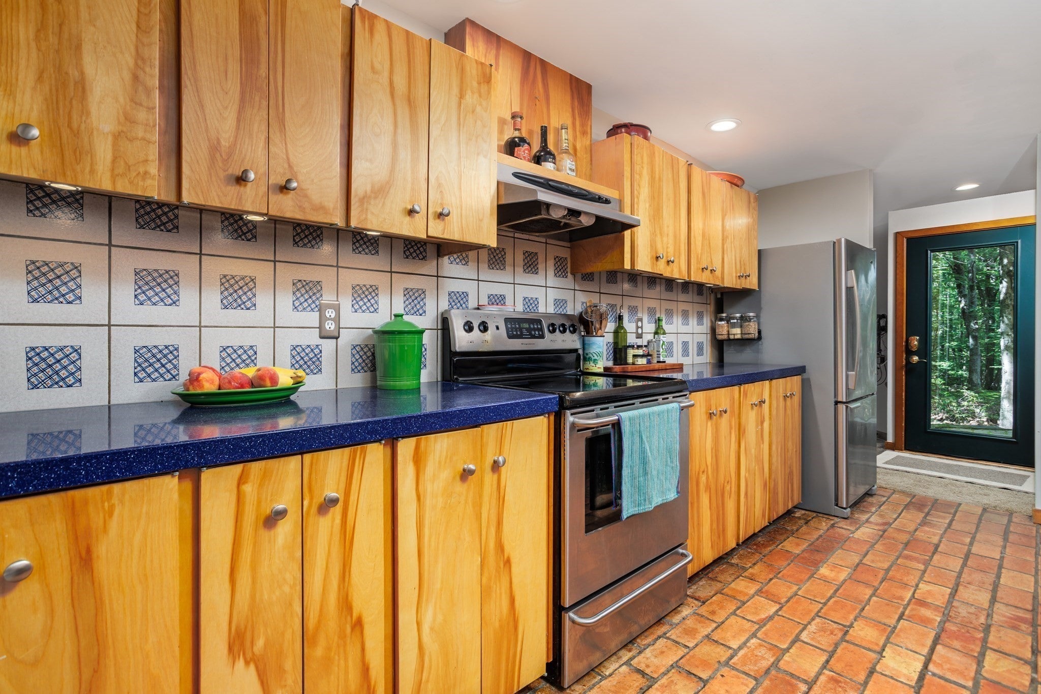 23-25 Hog Hill Rd, Pepperell, MA, 23-25 Hog Hill Rd, Pepperell, MA Photo #3