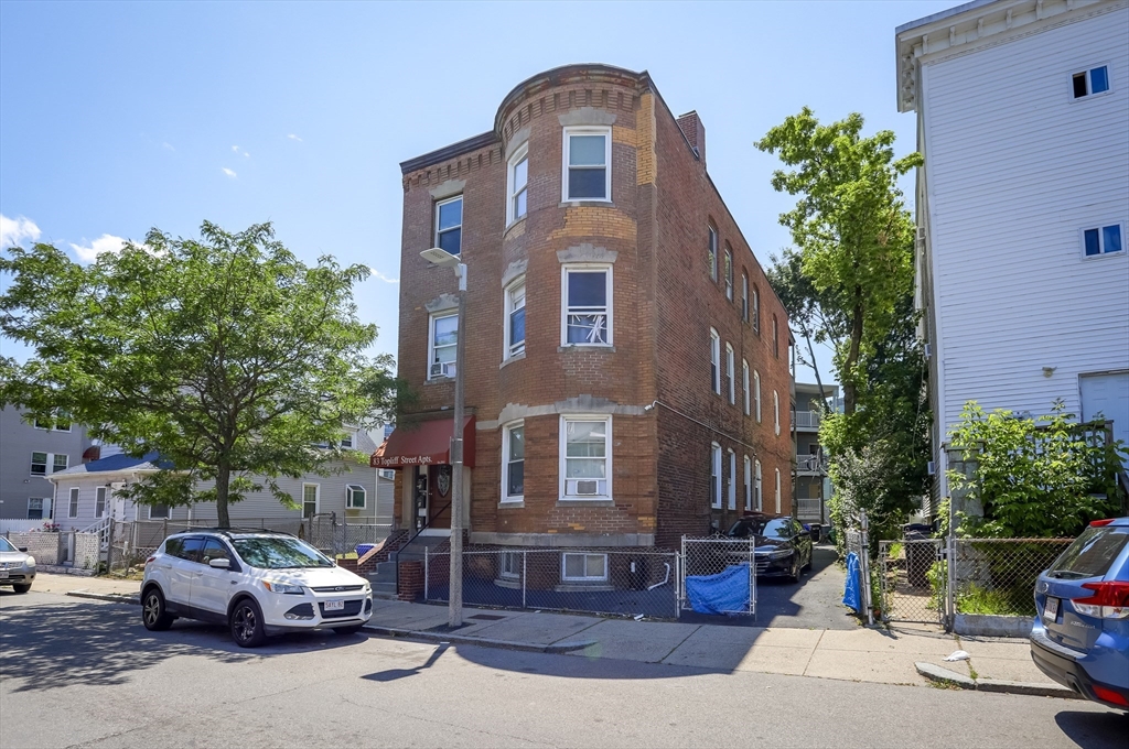 83 Topliff St