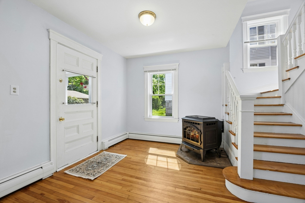 63 Park Terrace Rd, Worcester, MA Photo #8