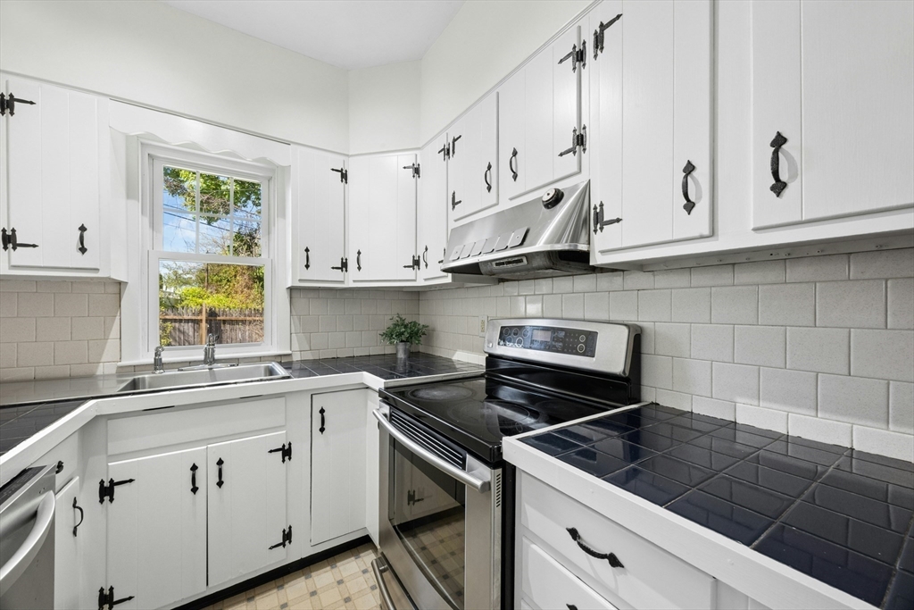 63 Park Terrace Rd, Worcester, MA Photo #23